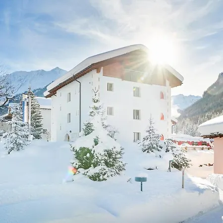 Reka-feriendorf * Bergün