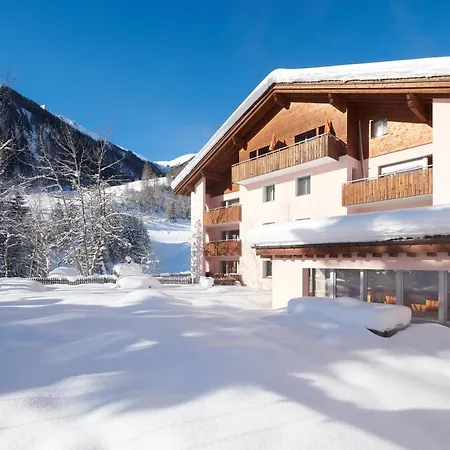 Reka-feriendorf * Bergün